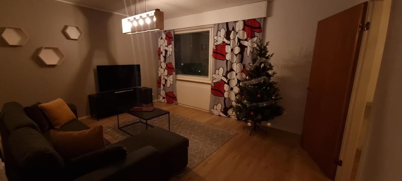 Apartment For Four At The City Center 로바니에미 외부 사진